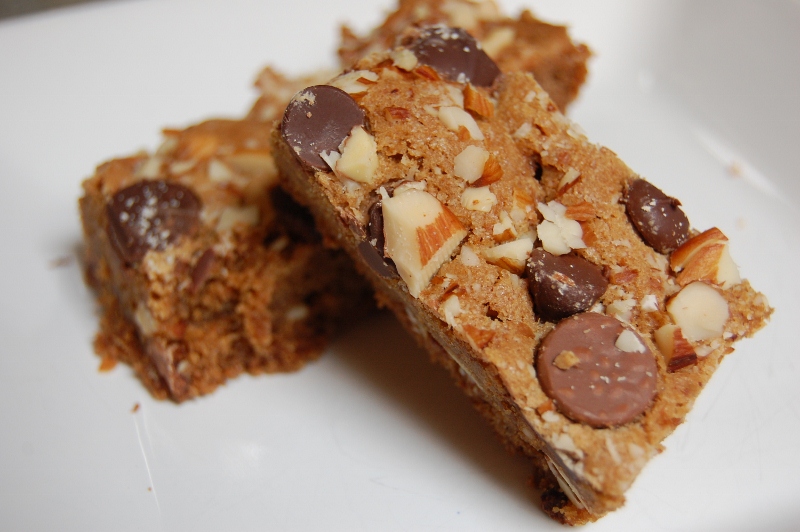 Dark Chocolate Almond Blondies
